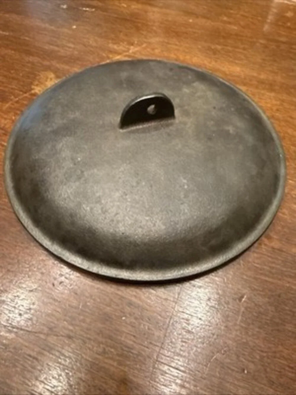 Vintage Cast-Iron Dutch Oven FBP-D 8” Bail Handle